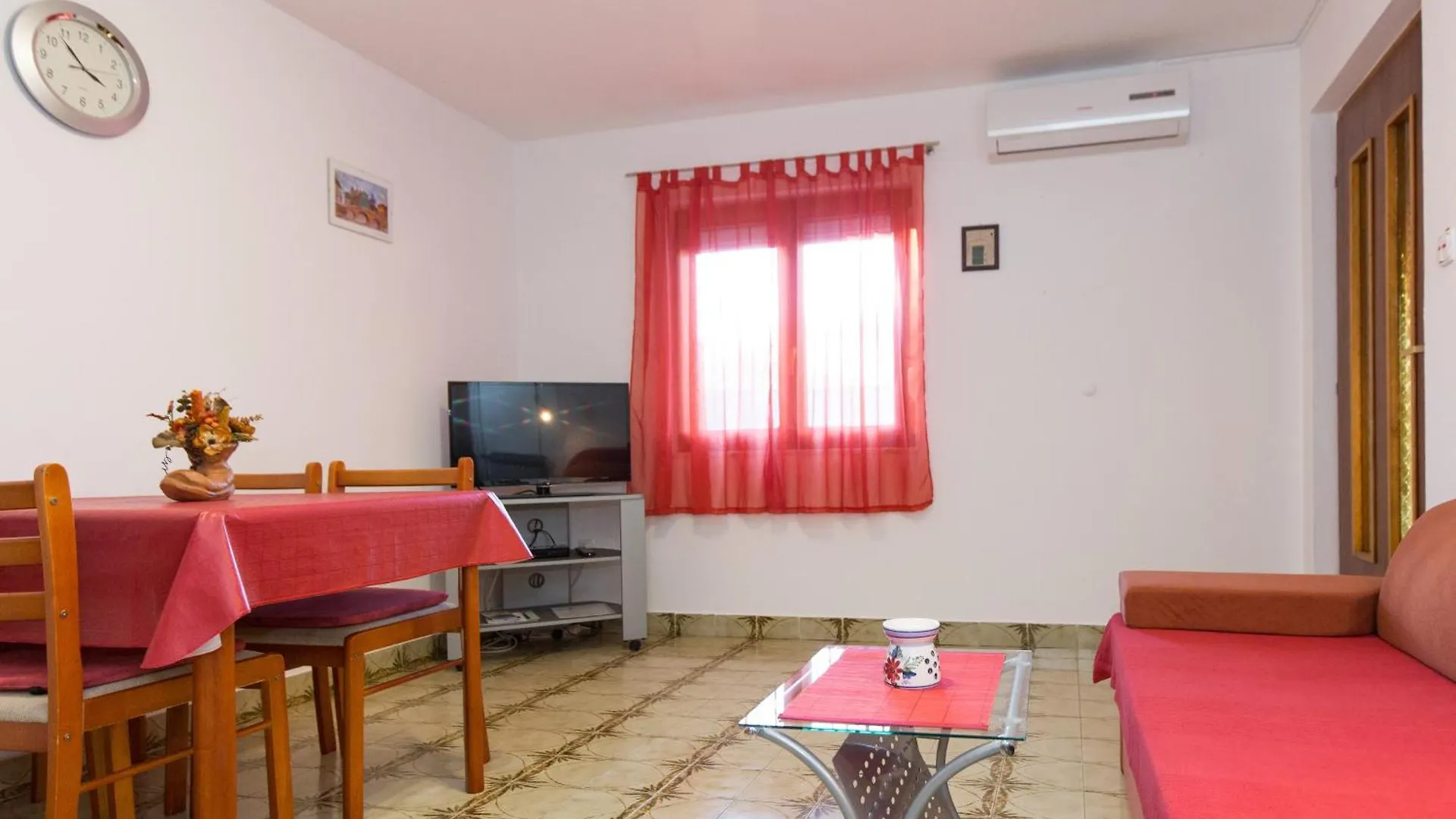 Neda Apartment Punat