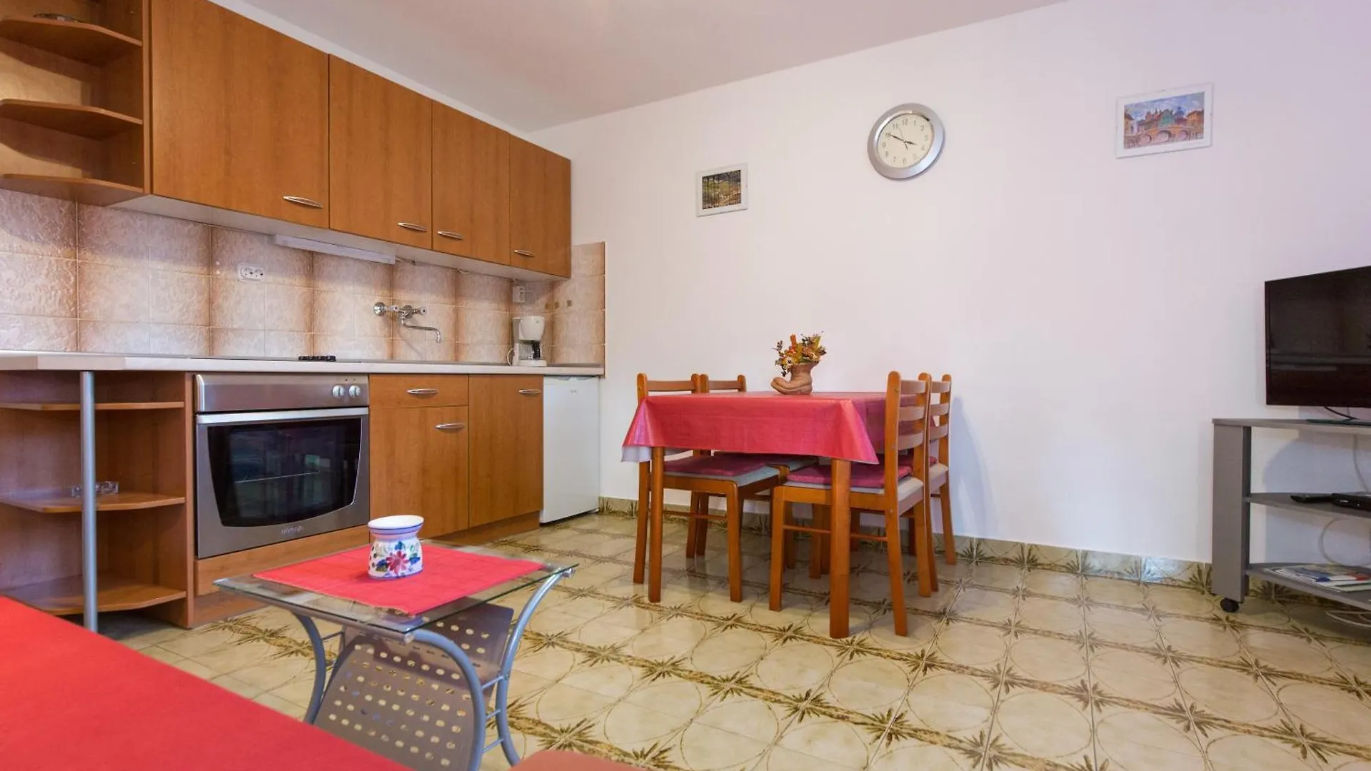 Neda Apartment Punat 0*,