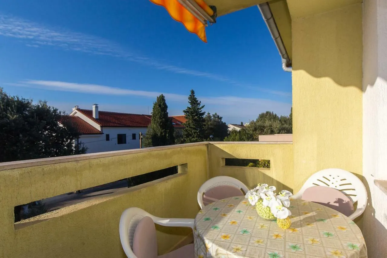 Neda Apartment Punat